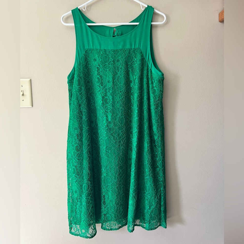 Leifsdottir Anthropologie size 12 lace party dress in emerald green.